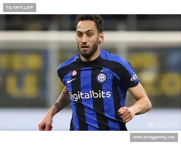 土耳其冲击出线资格，恰尔汉奥卢主导中场